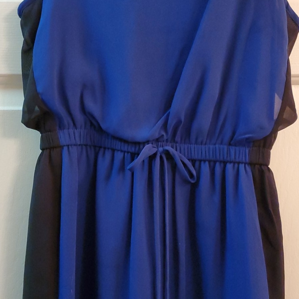 Dress - Picture 3 of 4